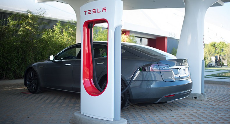 tesla_supercharger